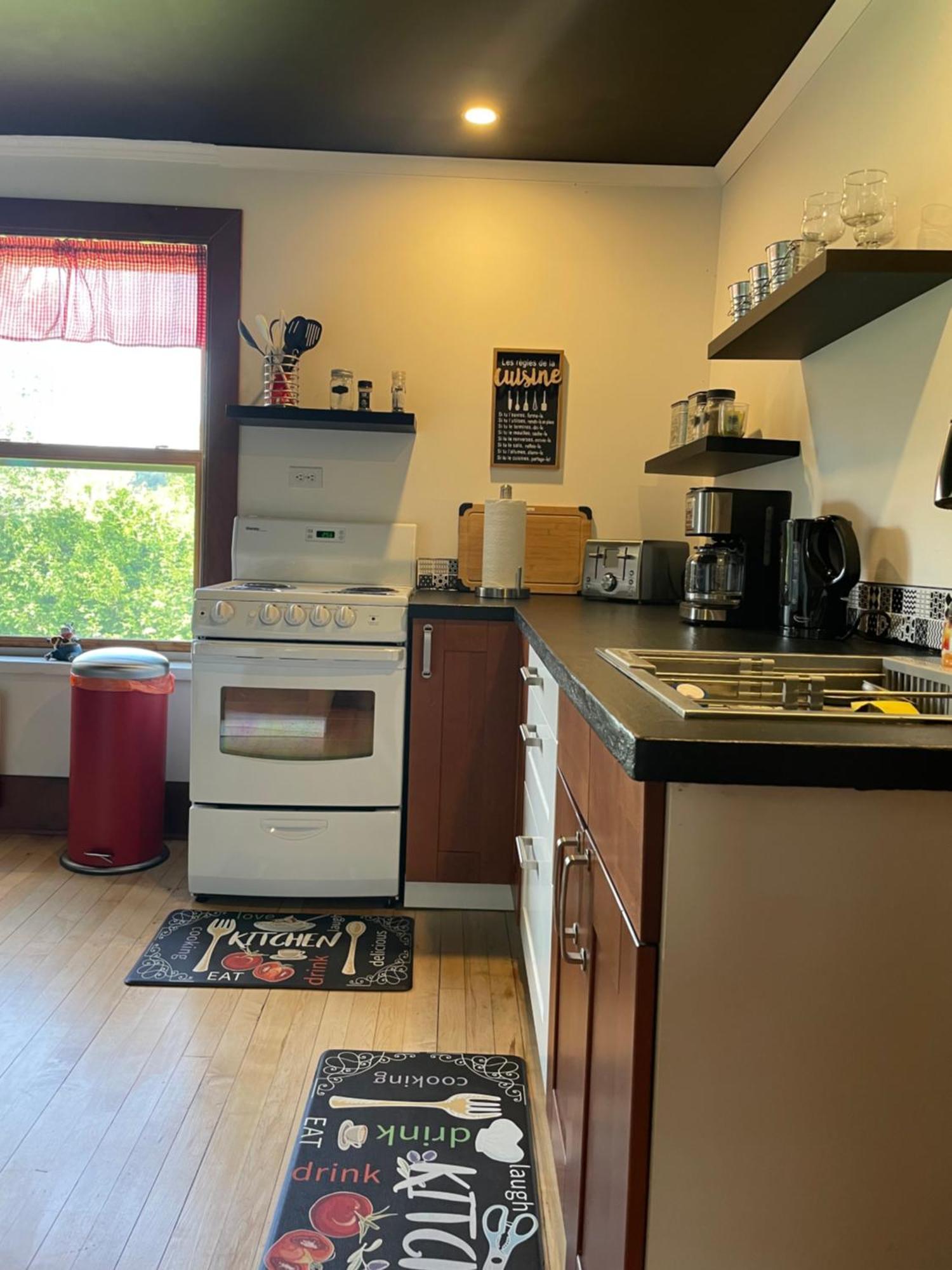 Auberge La Table D'Hote West Brome Bagian luar foto